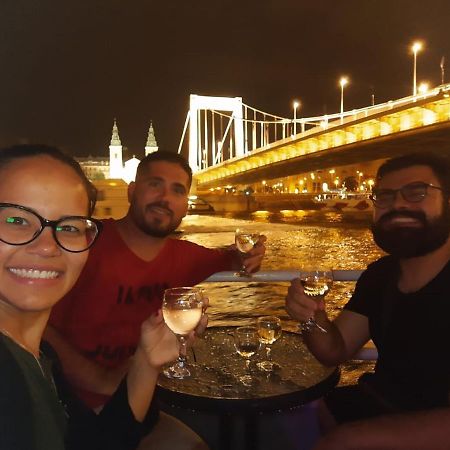 Black Dog Hostel Budapest Luaran gambar