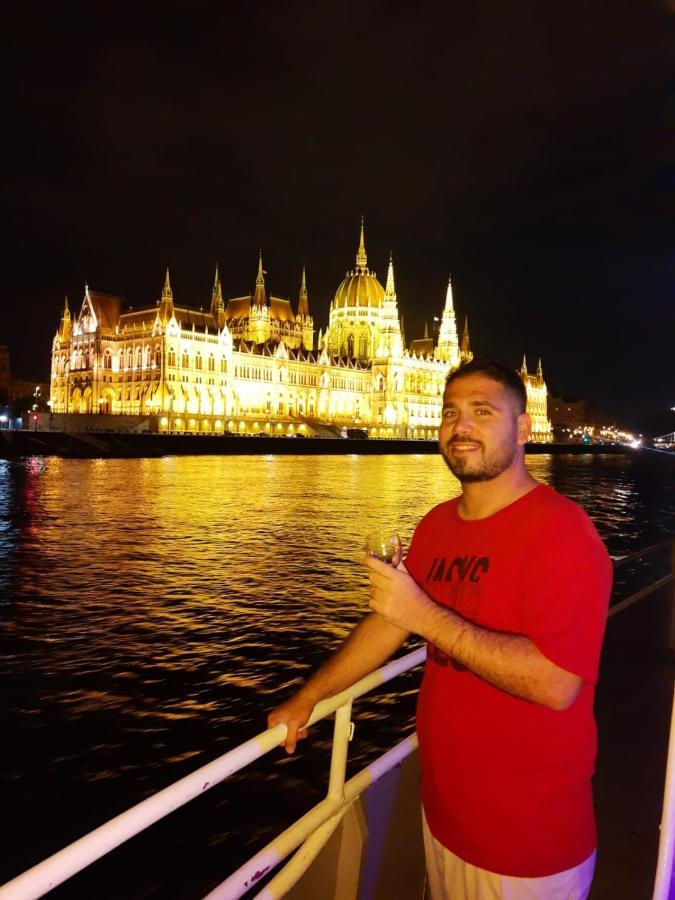 Black Dog Hostel Budapest Luaran gambar