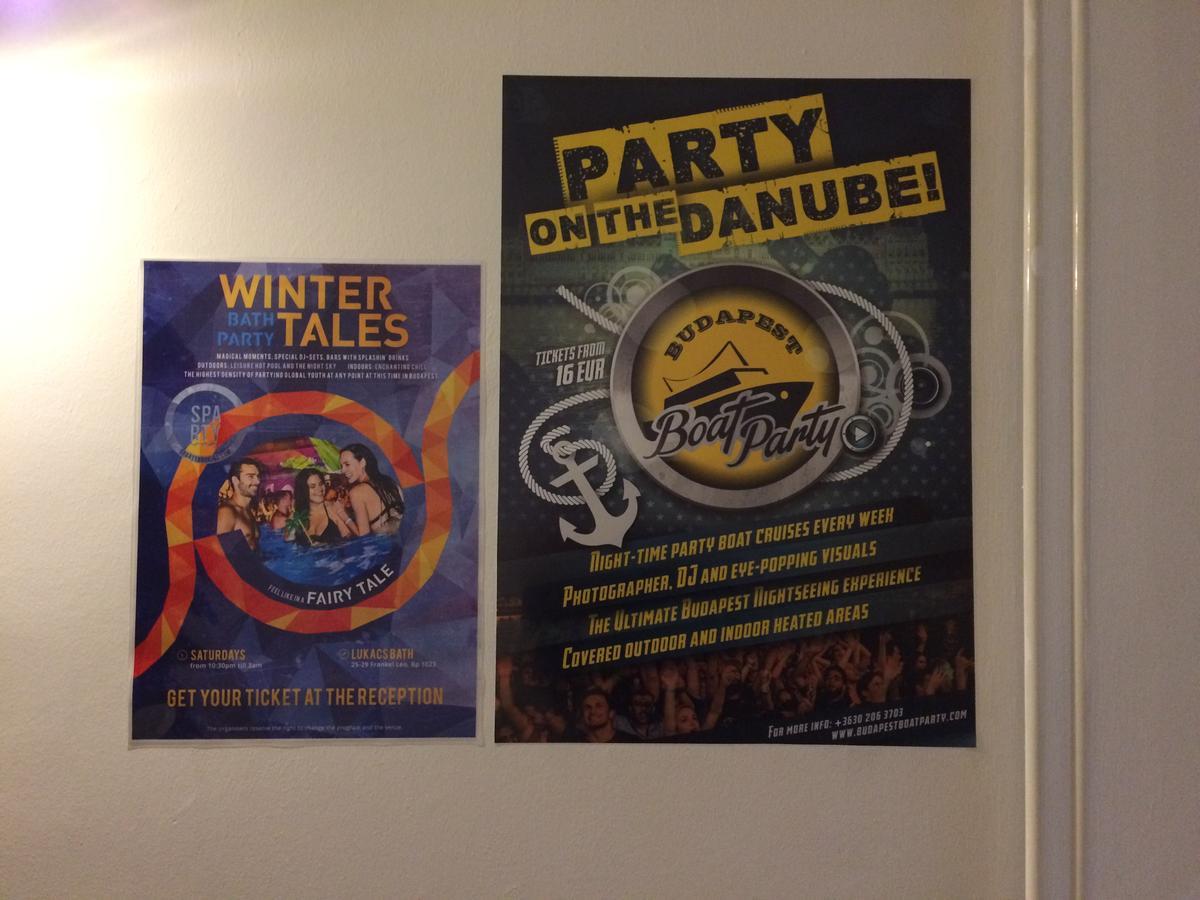 Black Dog Hostel Budapest Luaran gambar